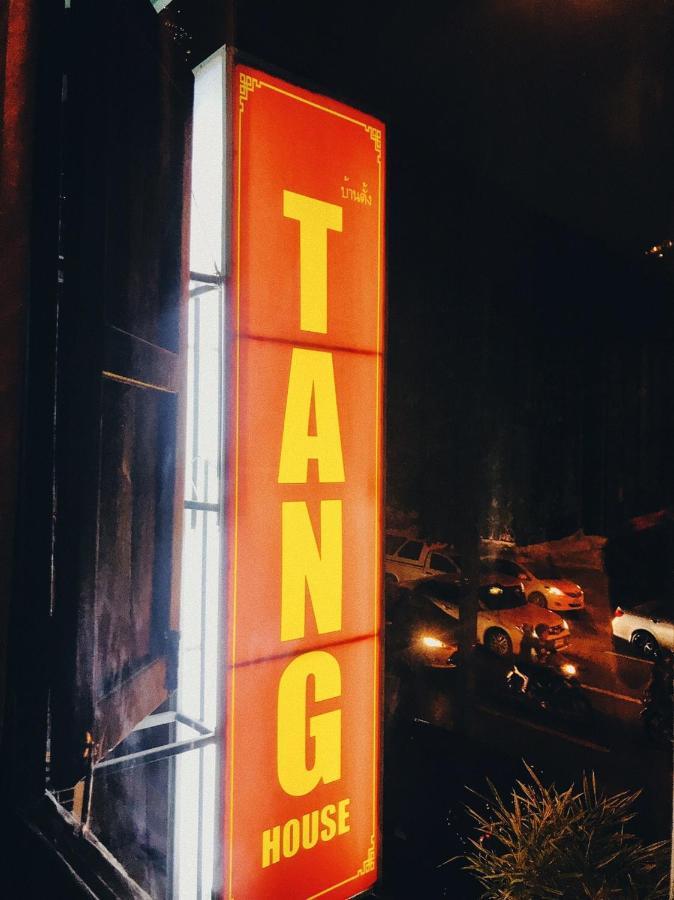 Tang House Hostel Bangkok Bagian luar foto
